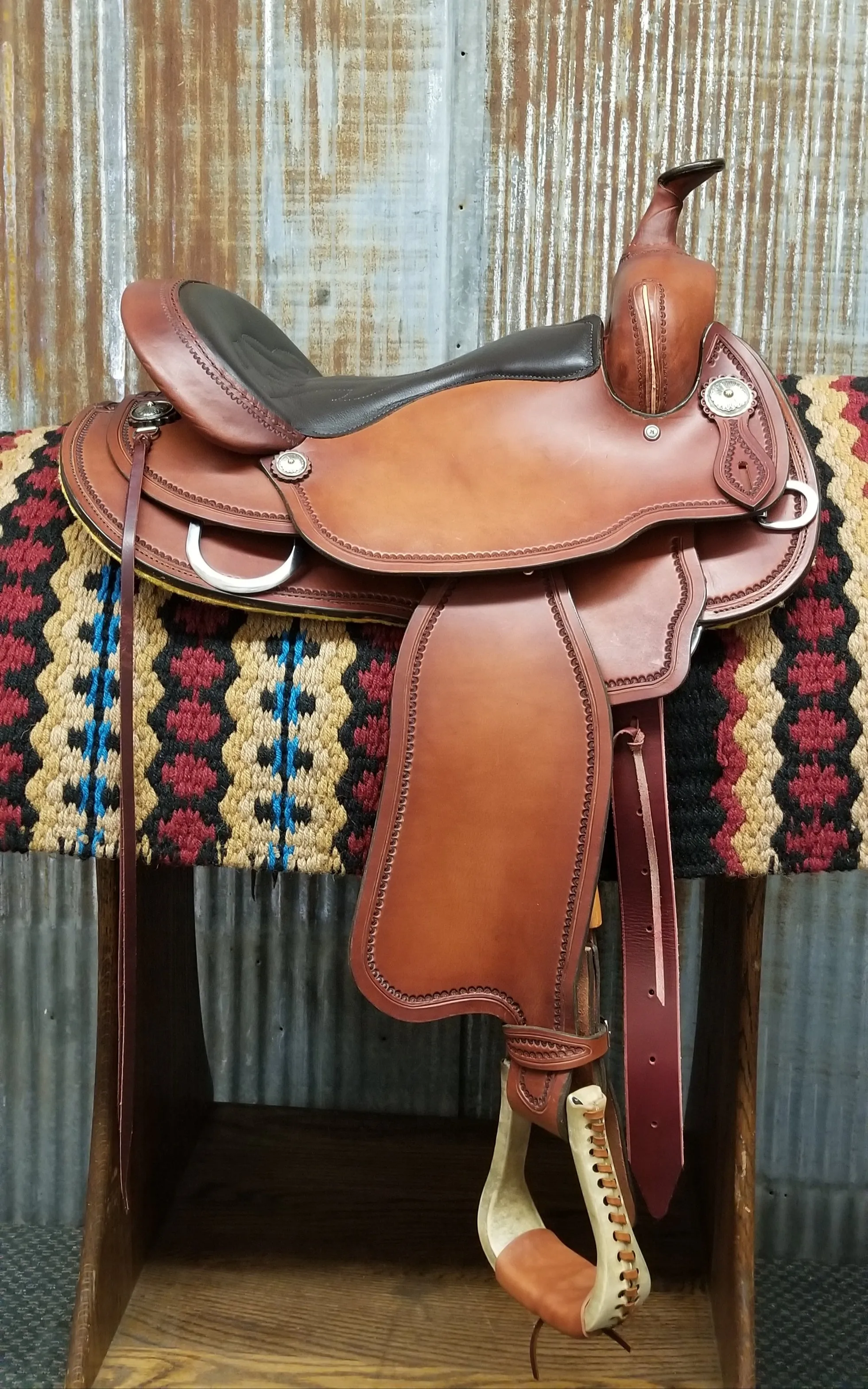 Crates 2120 Classic Light Trail Saddle