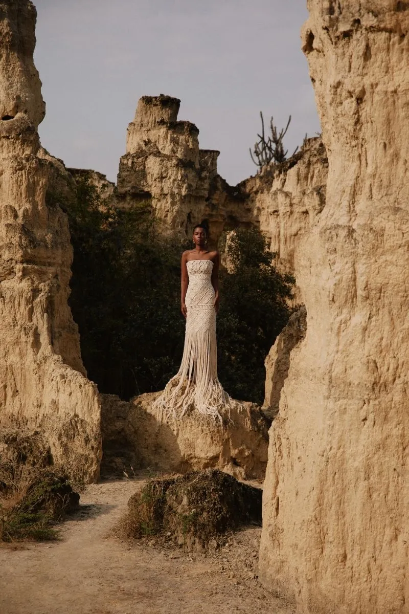 CÁRCAVAS STRAPLESS MAXI DRESS