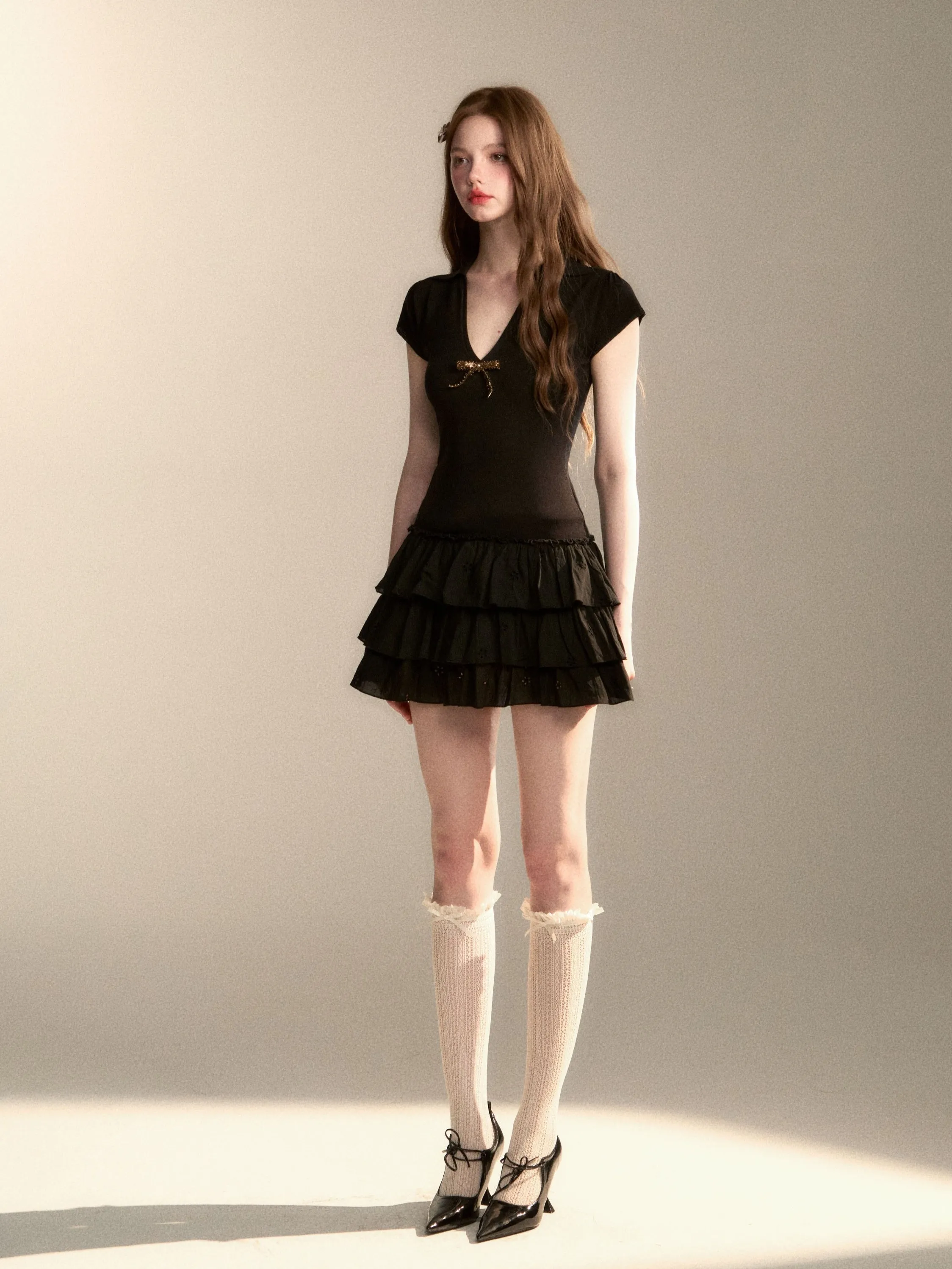 Knit Stitched Bow V-Neck Cake Dress