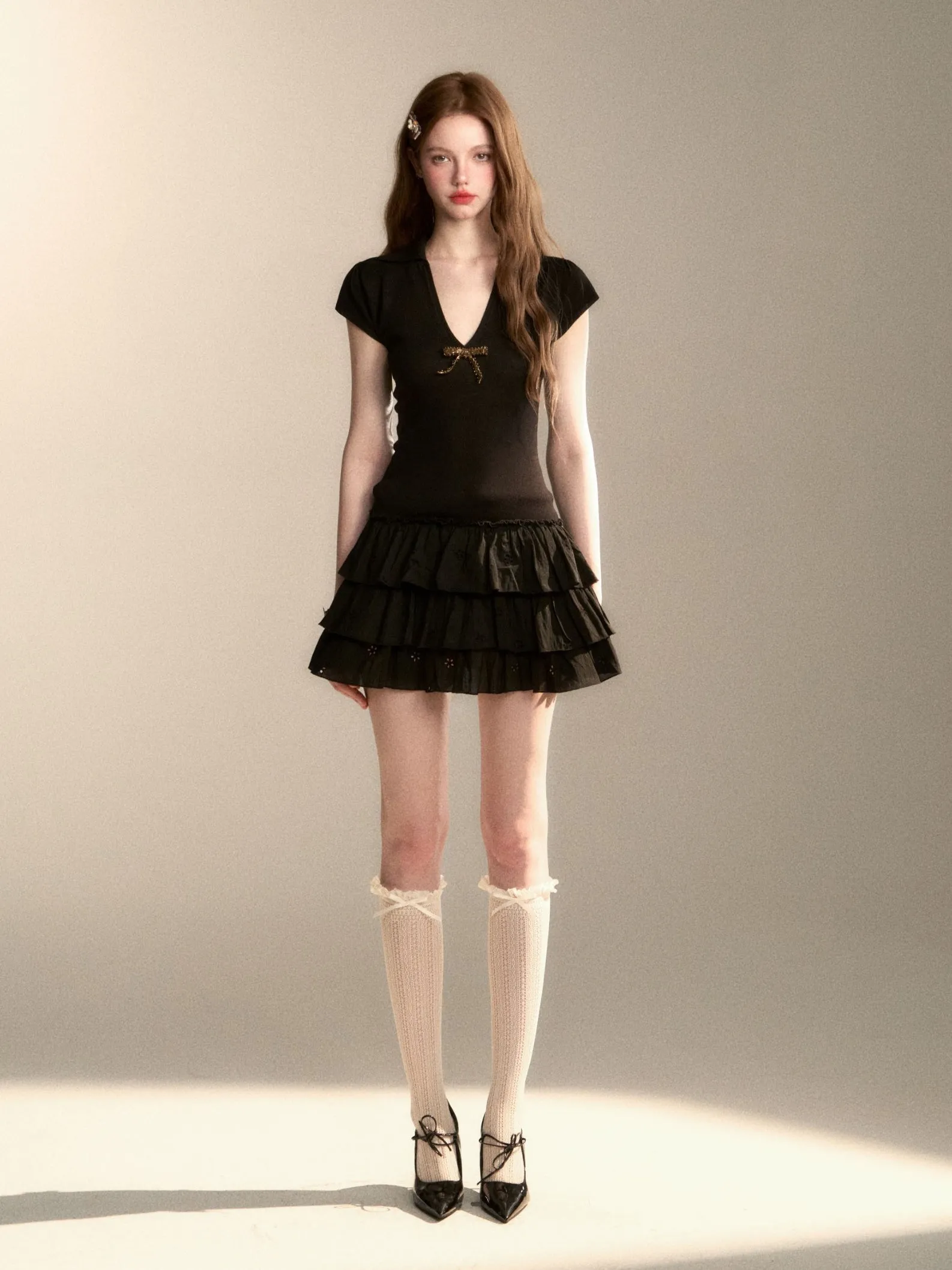 Knit Stitched Bow V-Neck Cake Dress