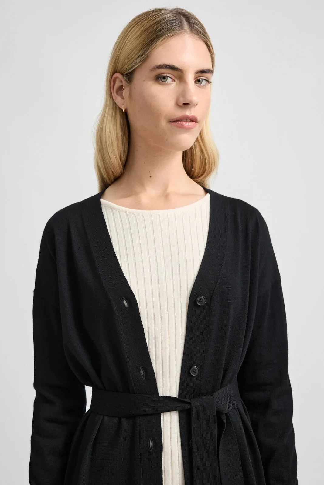 LONG V-CARDIGAN