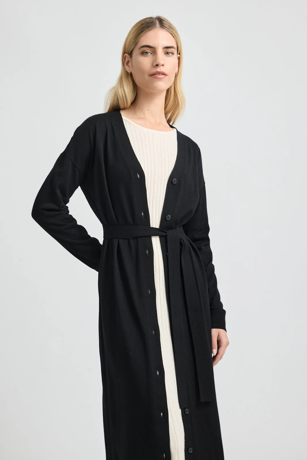LONG V-CARDIGAN