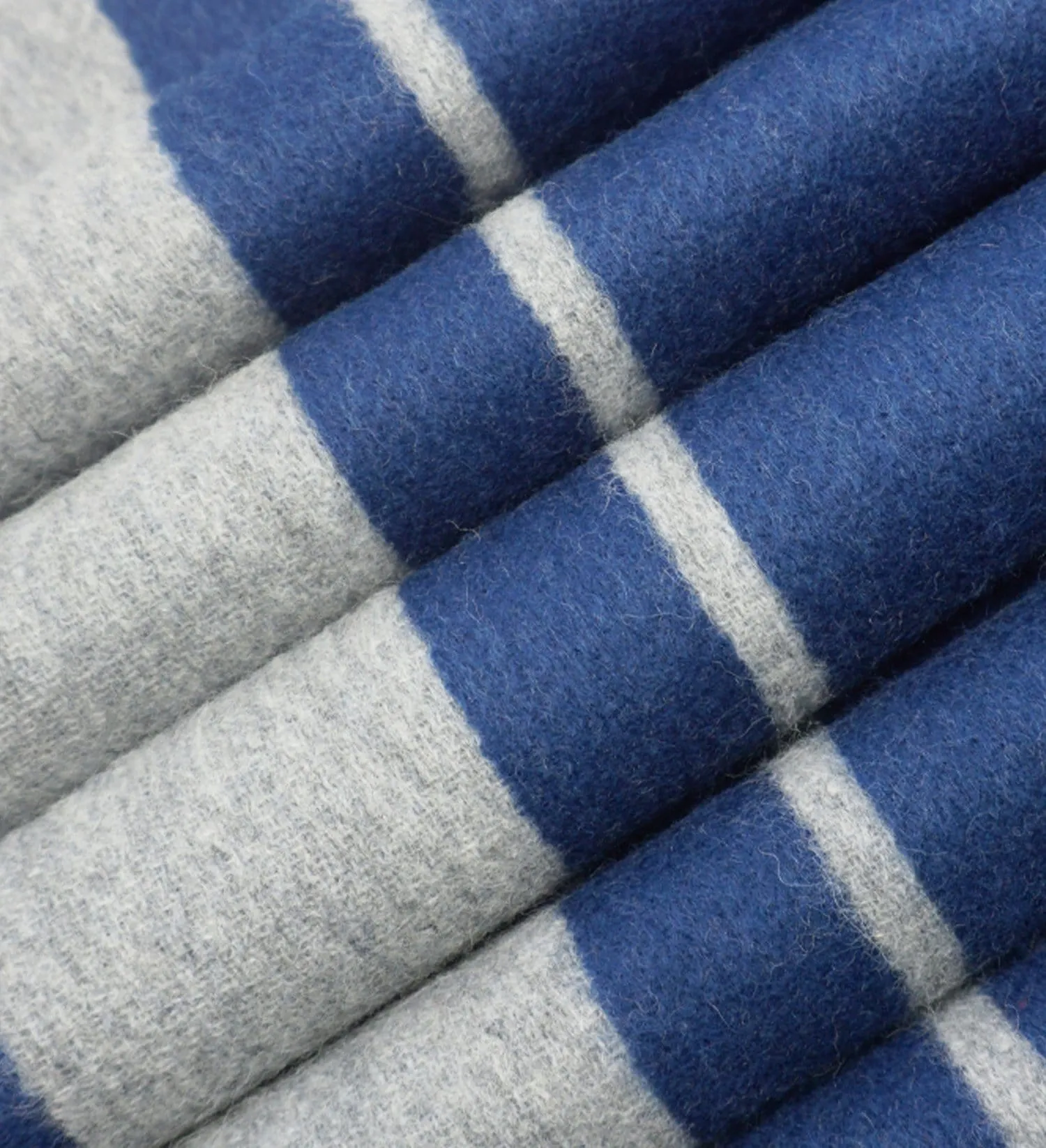 The Wool Cashmere Double-Sided Home Throw